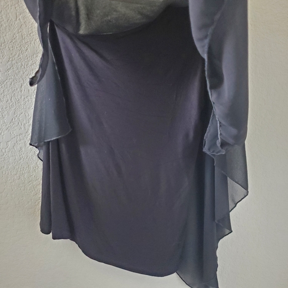 ZARA Trafaluc asymmetrical one shoulder blouse - Picture 3 of 9